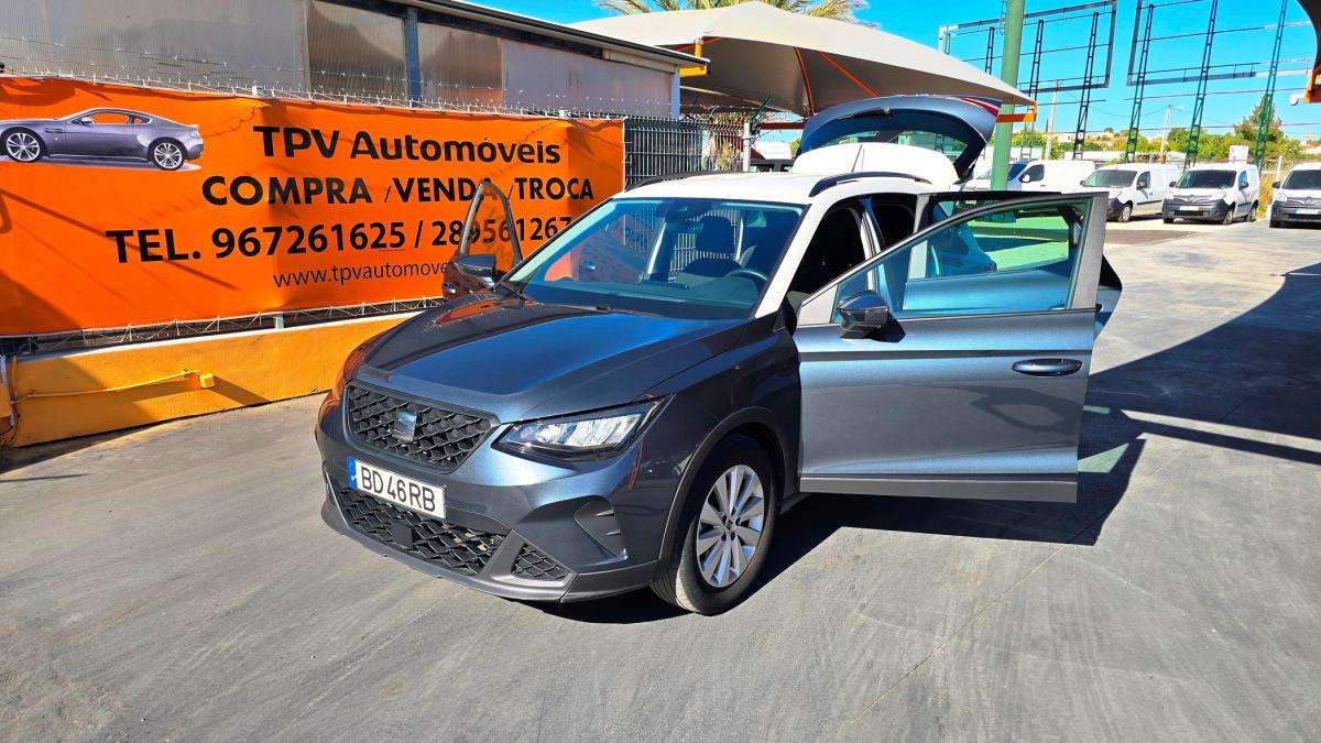 seat-arona-2023-gasolina-999cc