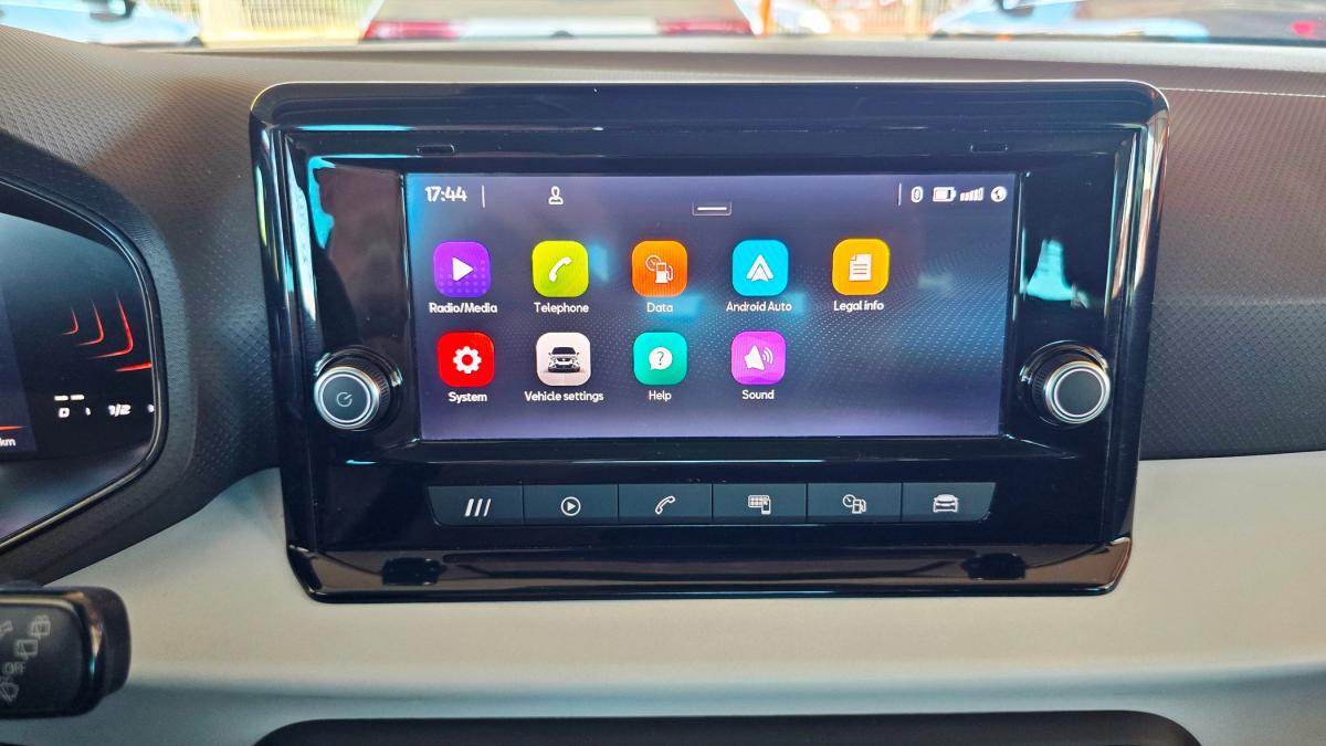 seat-arona-2023-gasolina-999cc