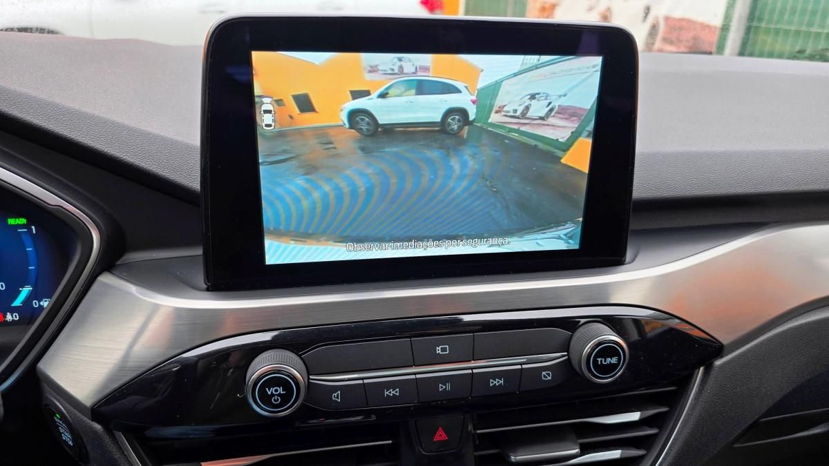 ford-kuga-2021-hibrido-a-gasolina-2488cc