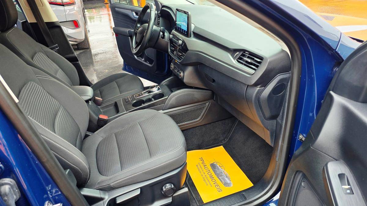 ford-kuga-2021-hibrido-a-gasolina-2488cc