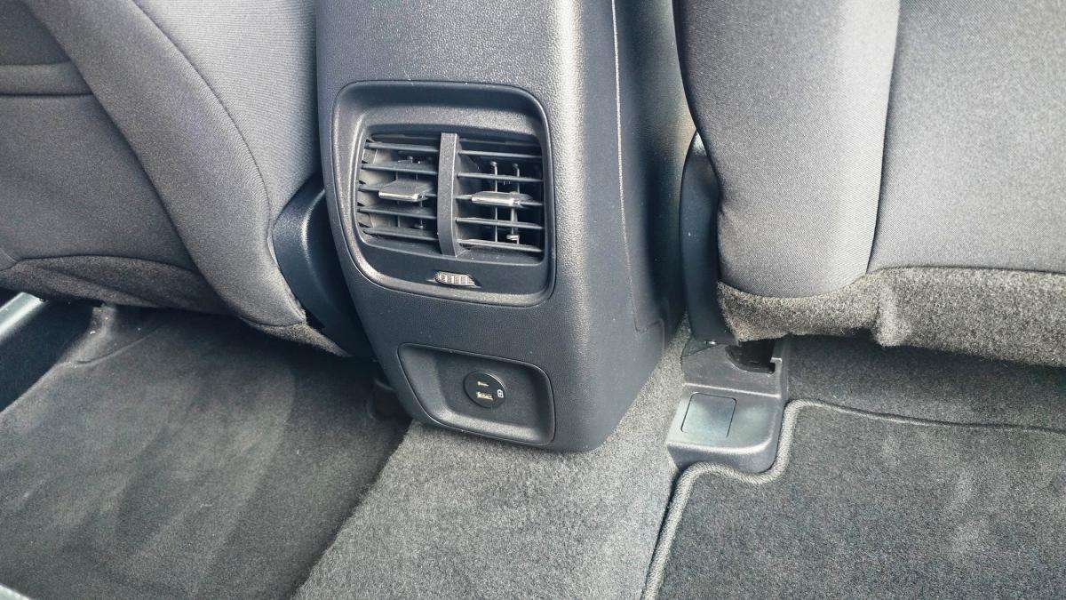 ford-kuga-2021-hibrido-a-gasolina-2488cc