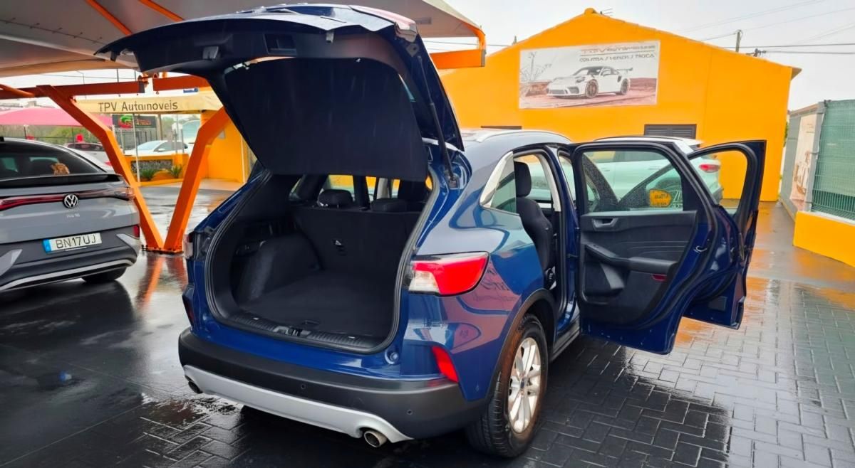 ford-kuga-2021-hibrido-a-gasolina-2488cc