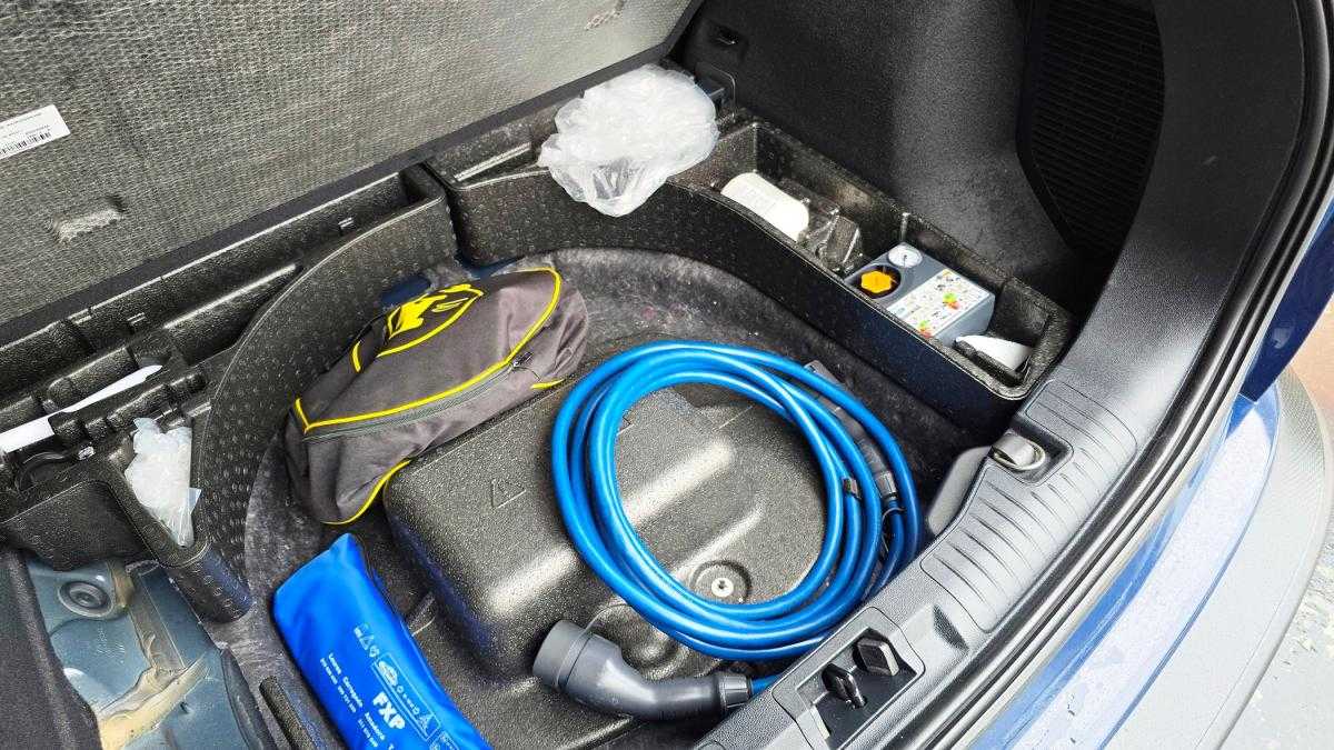 ford-kuga-2021-hibrido-a-gasolina-2488cc