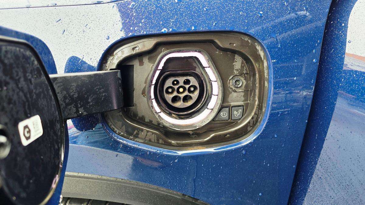 ford-kuga-2021-hibrido-a-gasolina-2488cc