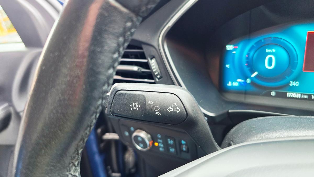 ford-kuga-2021-hibrido-a-gasolina-2488cc