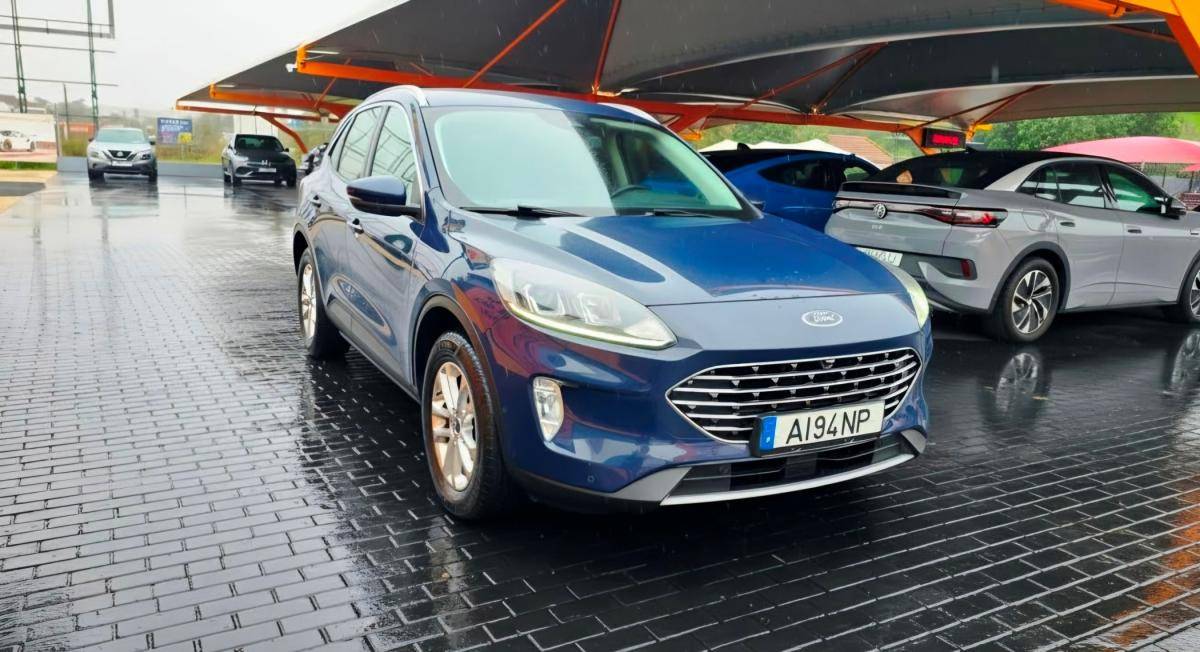 ford-kuga-2021-hibrido-a-gasolina-2488cc