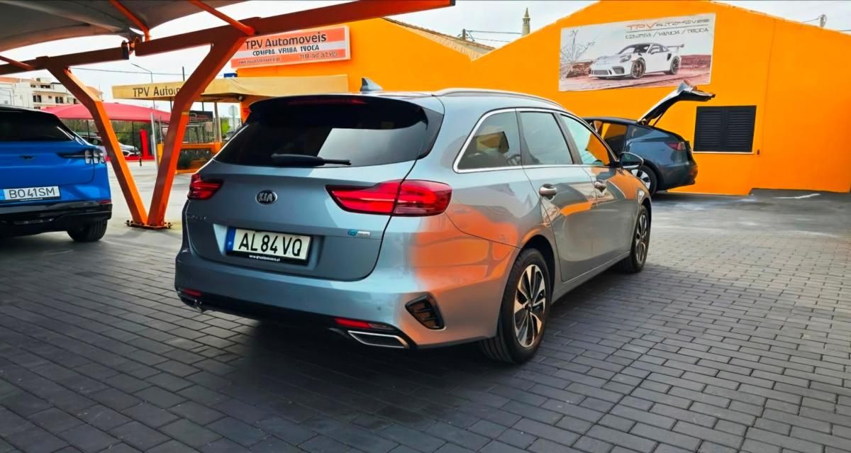 kia-ceed-sw-2021-hibrido-a-gasolina-1580cc