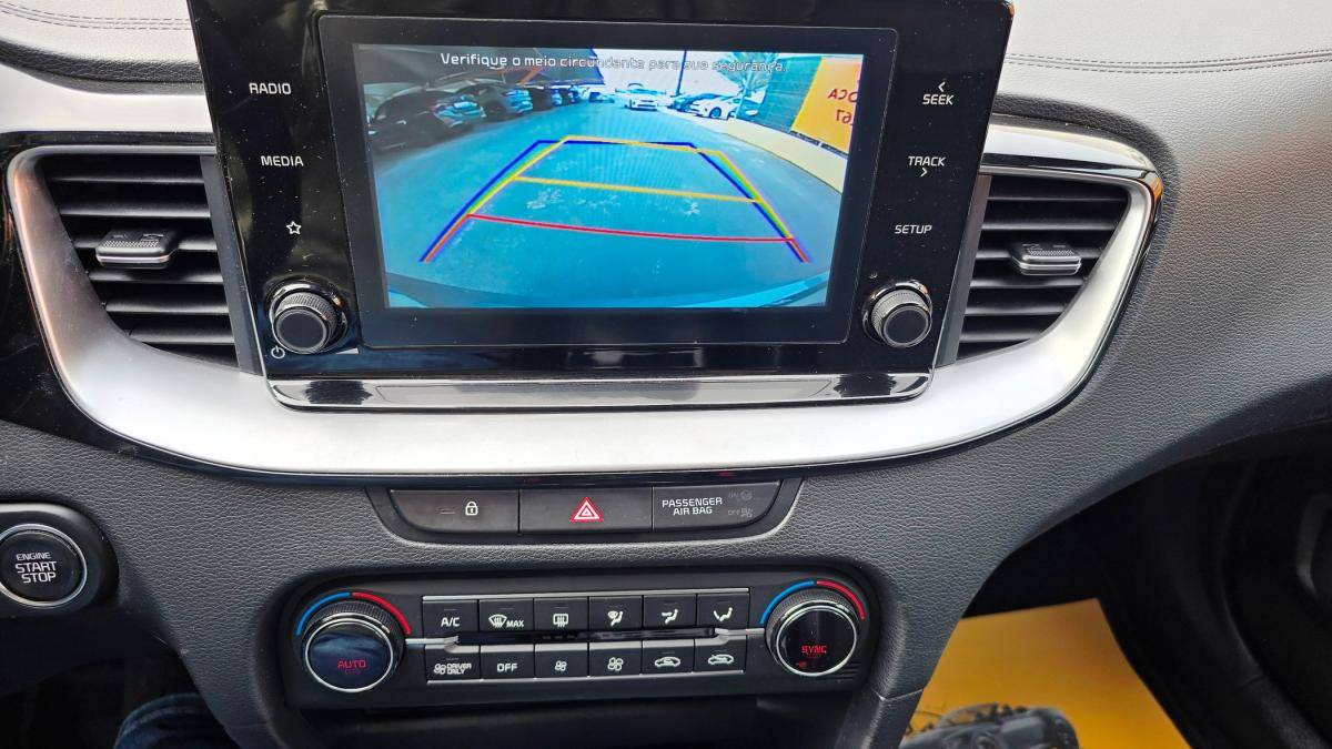 kia-ceed-sw-2021-hibrido-a-gasolina-1580cc