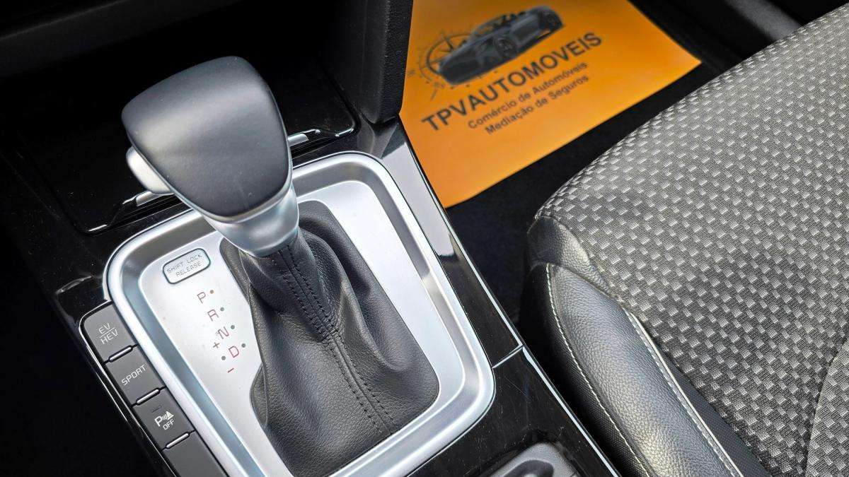 kia-ceed-sw-2021-hibrido-a-gasolina-1580cc