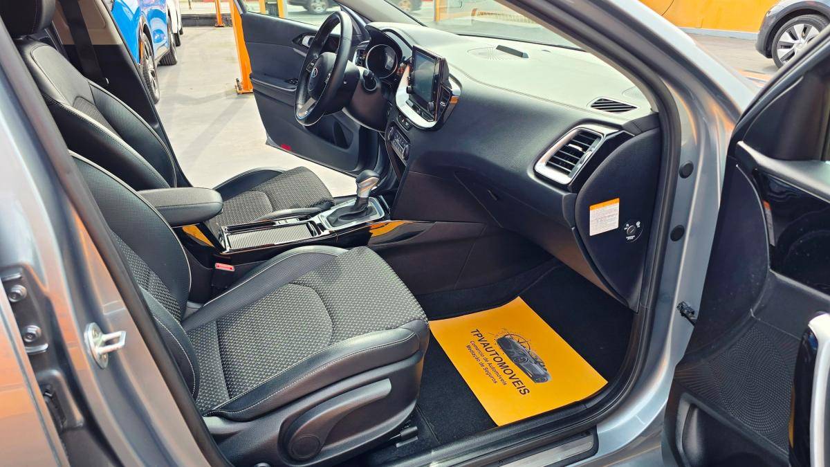 kia-ceed-sw-2021-hibrido-a-gasolina-1580cc