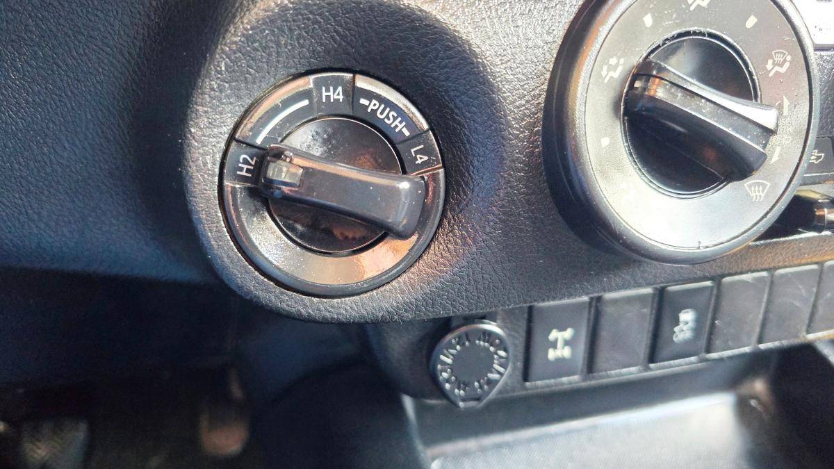 toyota-hilux-2018-diesel-2393cc