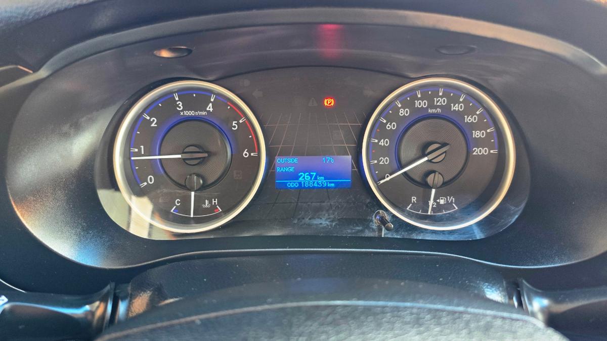 toyota-hilux-2018-diesel-2393cc