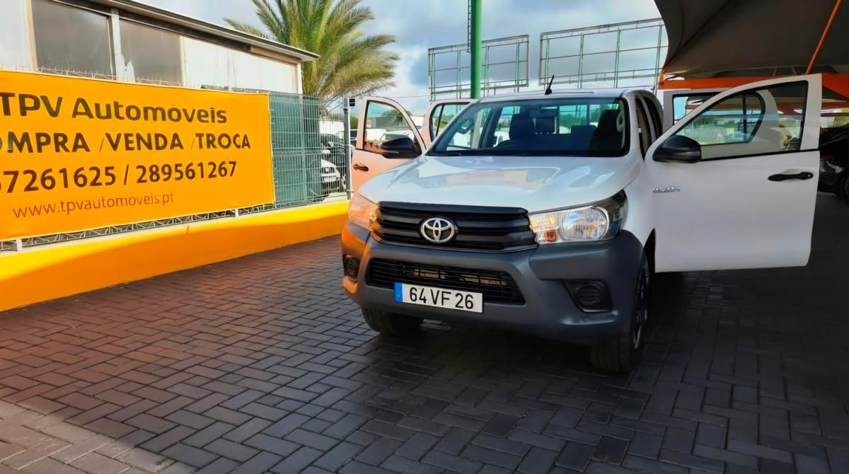 toyota-hilux-2018-diesel-2393cc