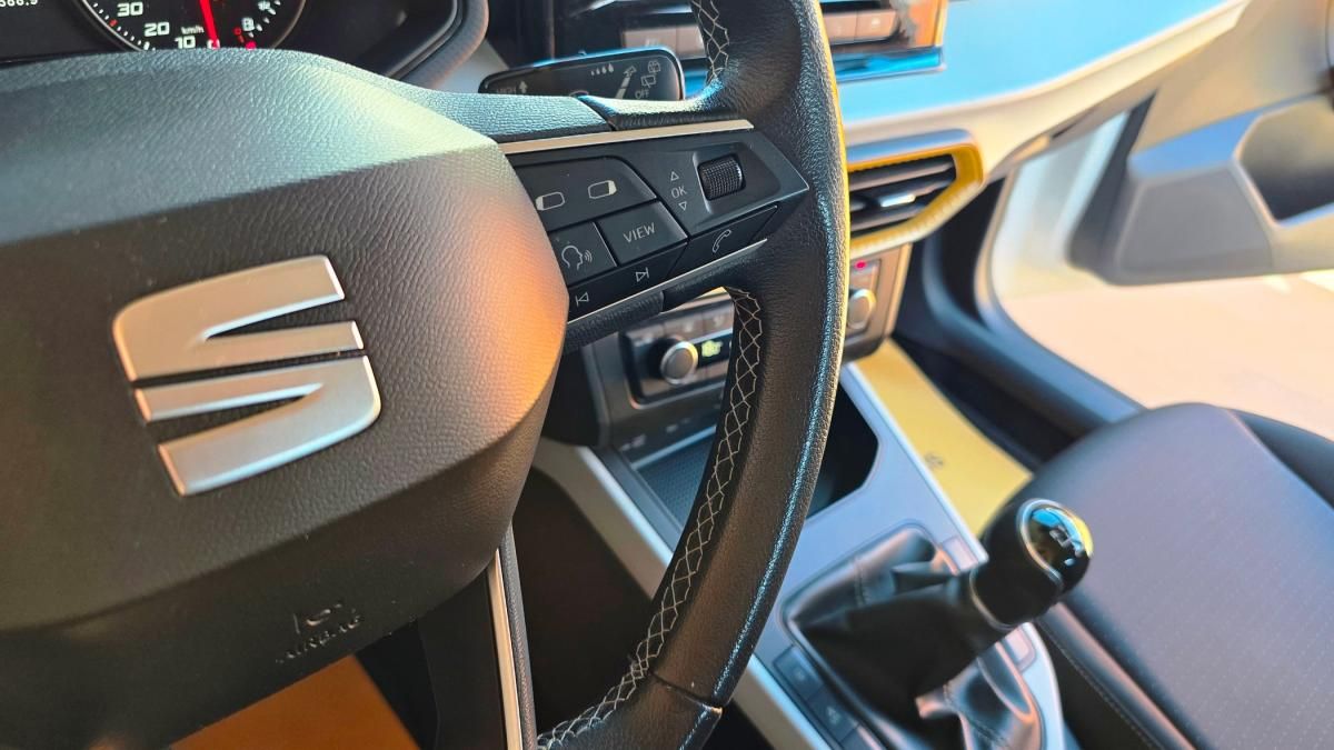seat-arona-2022-gasolina-999cc