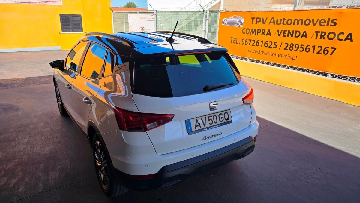 seat-arona-2022-gasolina-999cc