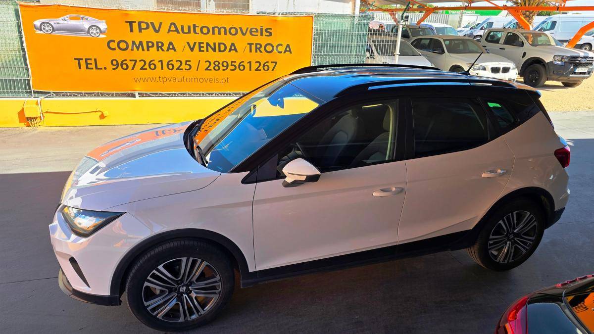 seat-arona-2022-gasolina-999cc