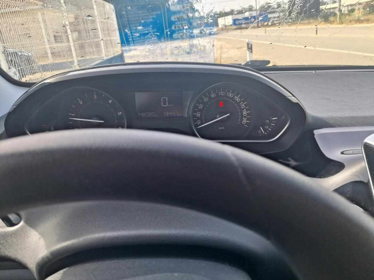 peugeot-208-1-6-bluehdi-2017-diesel-1560cc