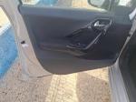 peugeot-208-1-6-bluehdi-2017-diesel-1560cc