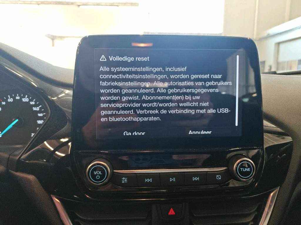 ford-fiesta-1-1-2019-gasolina-1084cc