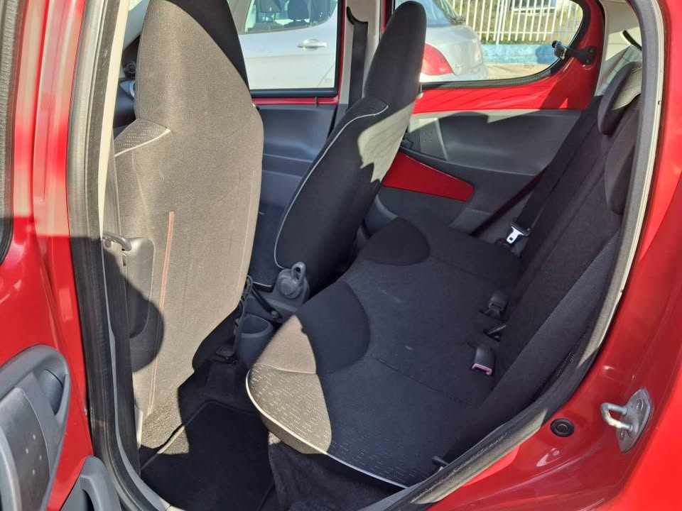 peugeot-107-1-0-2010-gasolina-998cc