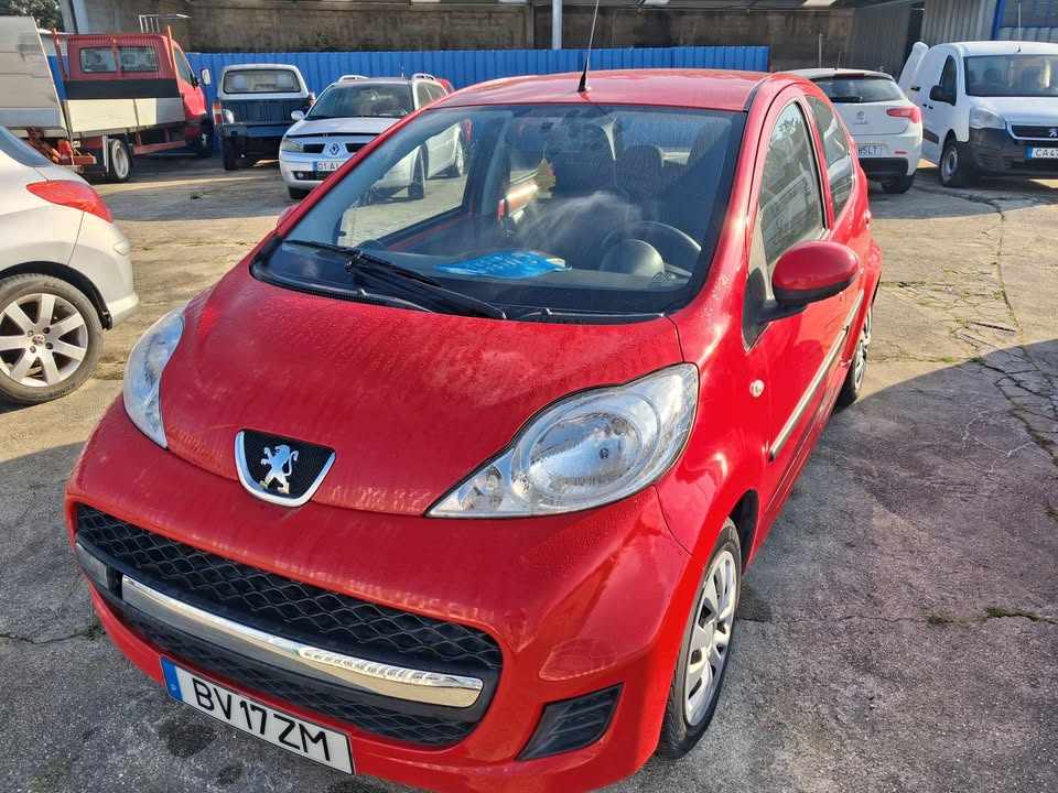 peugeot-107-1-0-2010-gasolina-998cc
