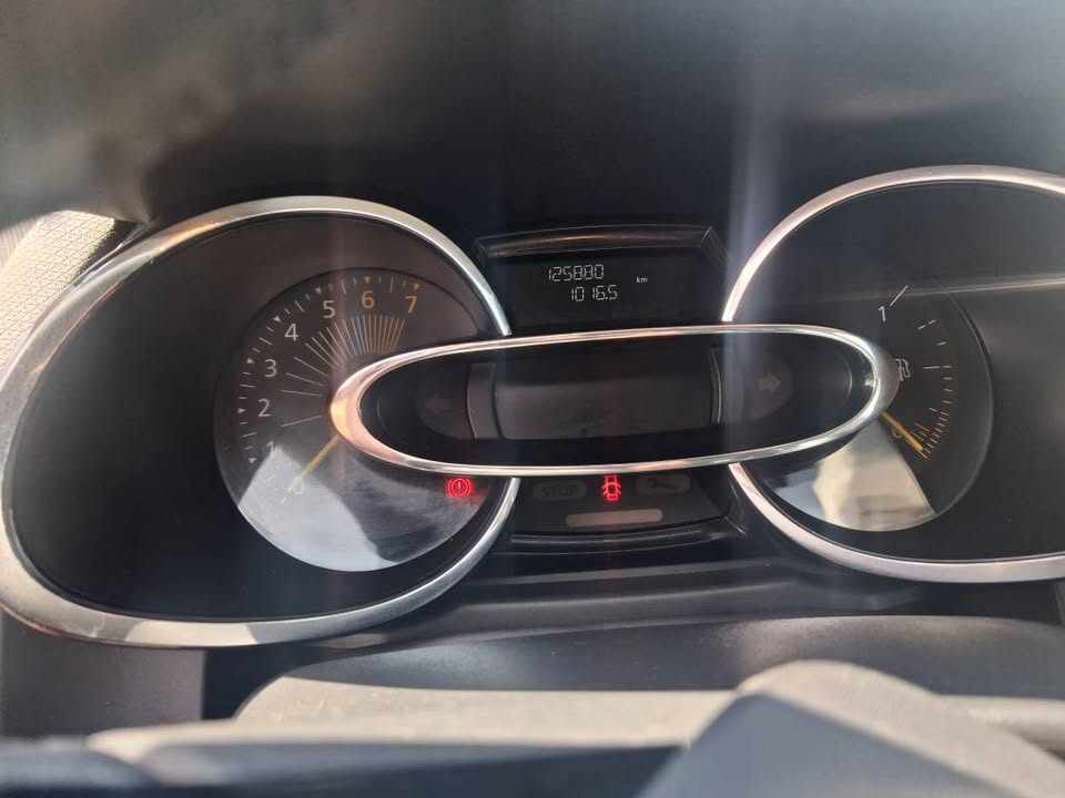renault-clio-0-9-tce-2014-gasolina-898cc