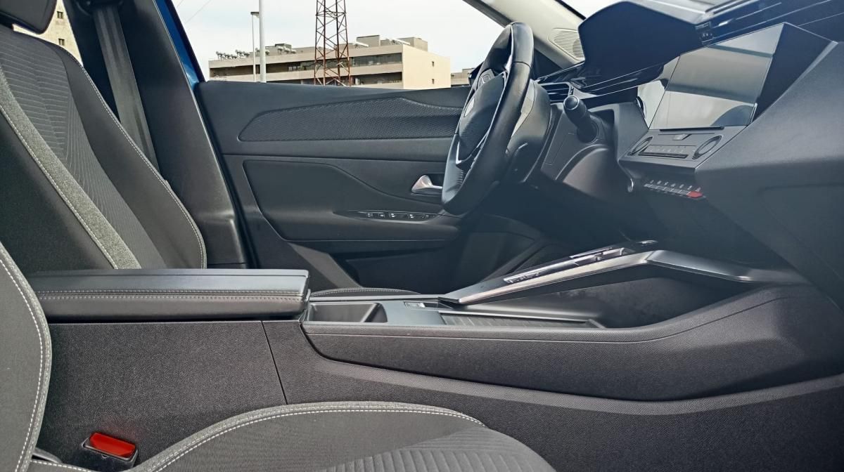 peugeot-308-2022-diesel-1499cc