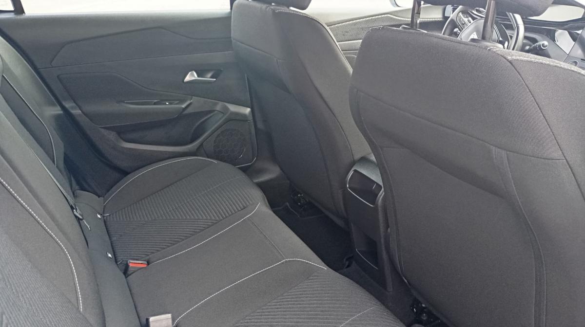 peugeot-308-2022-diesel-1499cc