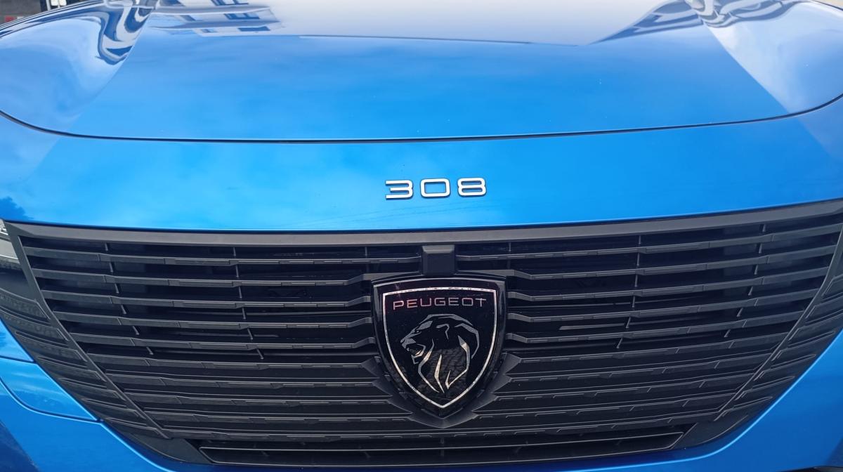 peugeot-308-2022-diesel-1499cc