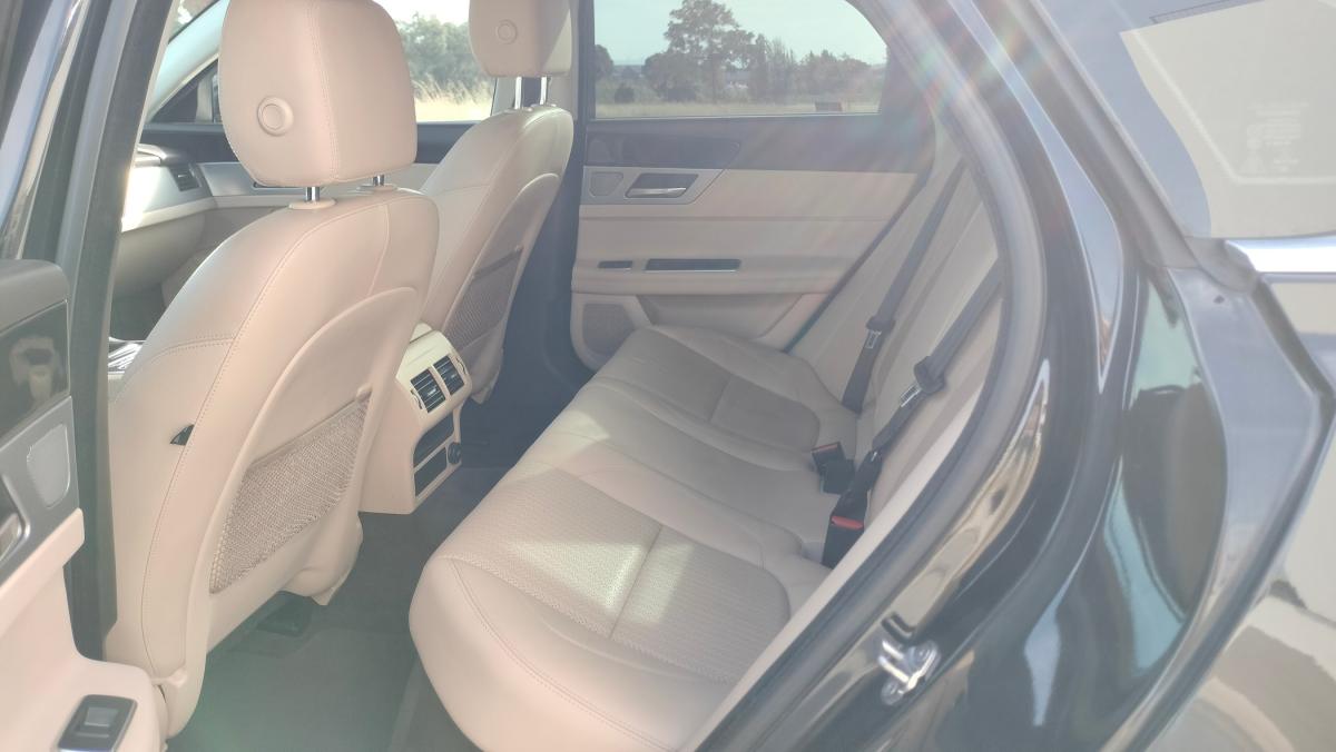 jaguar-xf-2016-diesel-1999cc