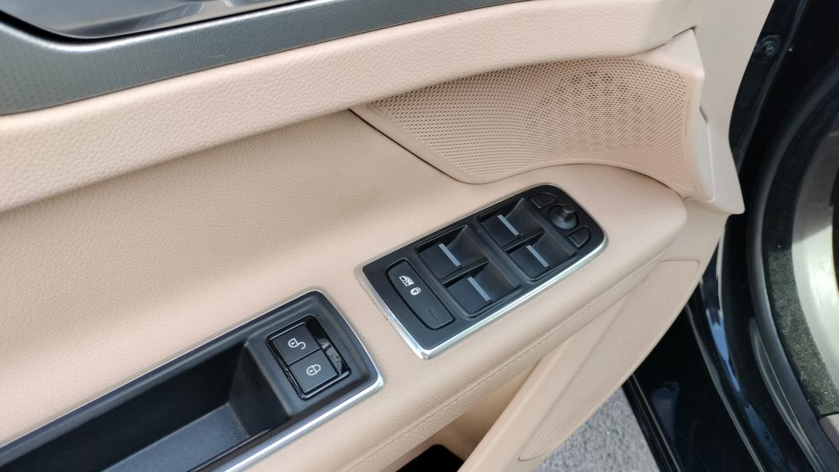 jaguar-xf-2016-diesel-1999cc