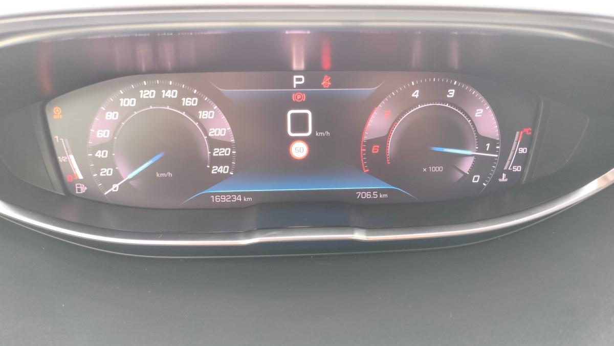 peugeot-3008-2021-diesel-1499cc