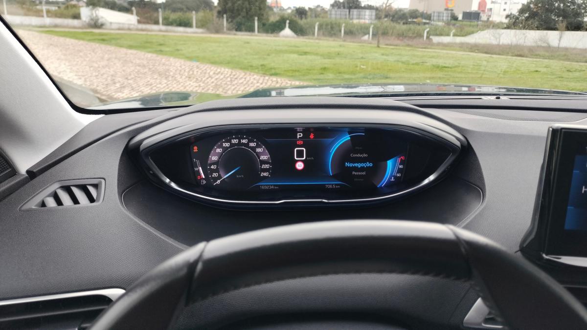 peugeot-3008-2021-diesel-1499cc