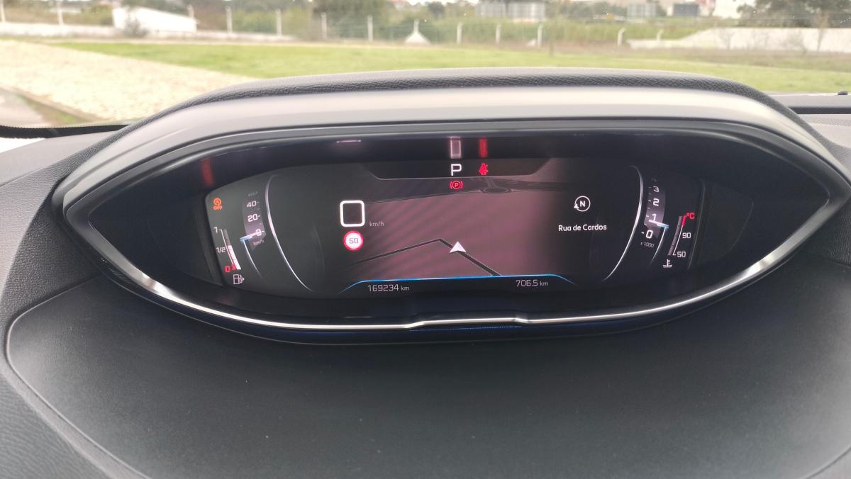 peugeot-3008-2021-diesel-1499cc
