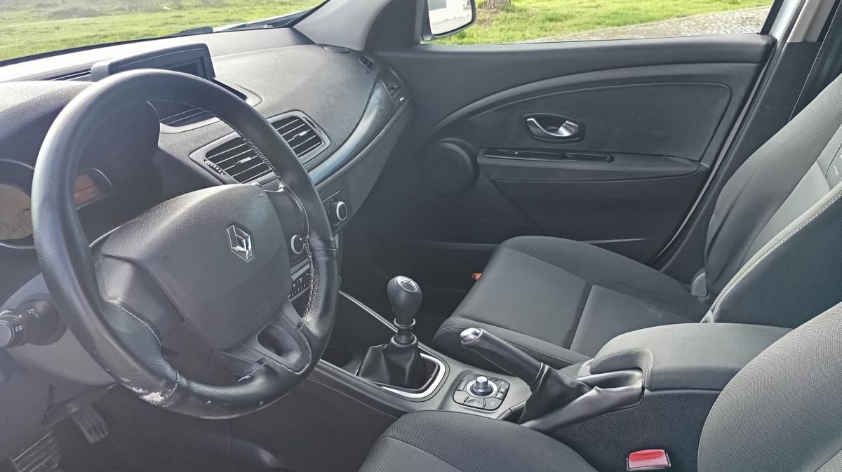renault-megane-2011-diesel-1461cc