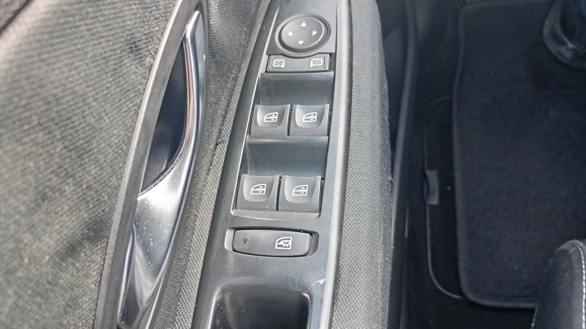 renault-megane-2011-diesel-1461cc