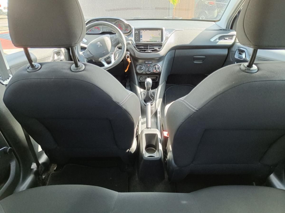 peugeot-208-2014-gasolina-1199cc