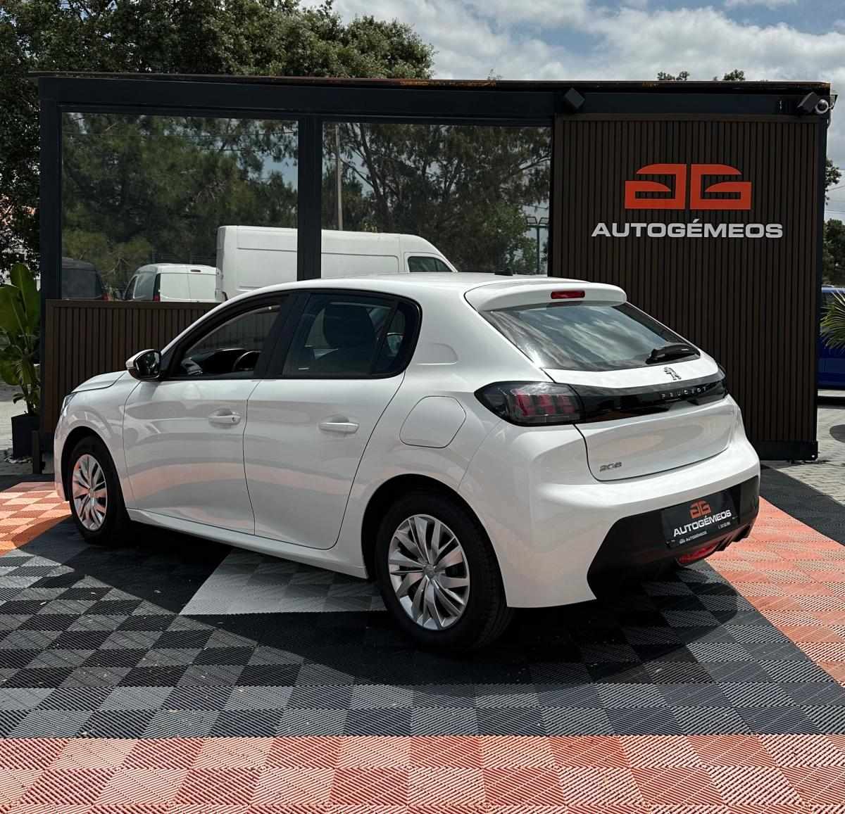 peugeot-208-2021-gasolina-1199cc