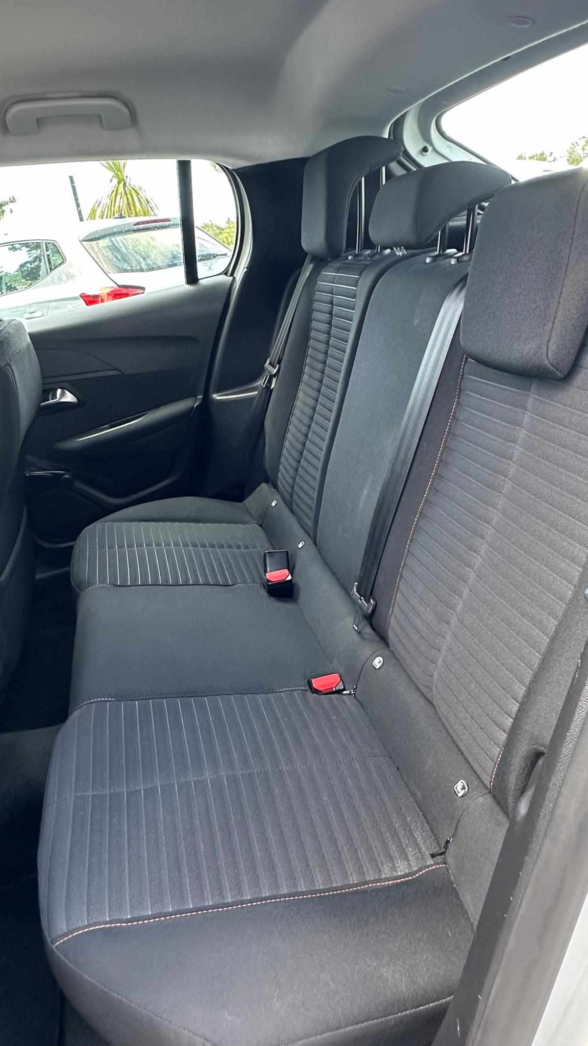 peugeot-208-2021-gasolina-1199cc