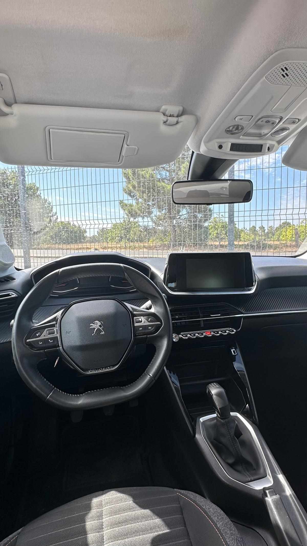 peugeot-208-2021-gasolina-1199cc