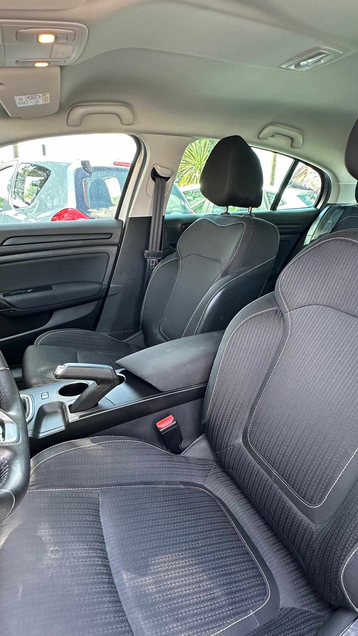 renault-megane-coupe-2018-diesel-1461cc