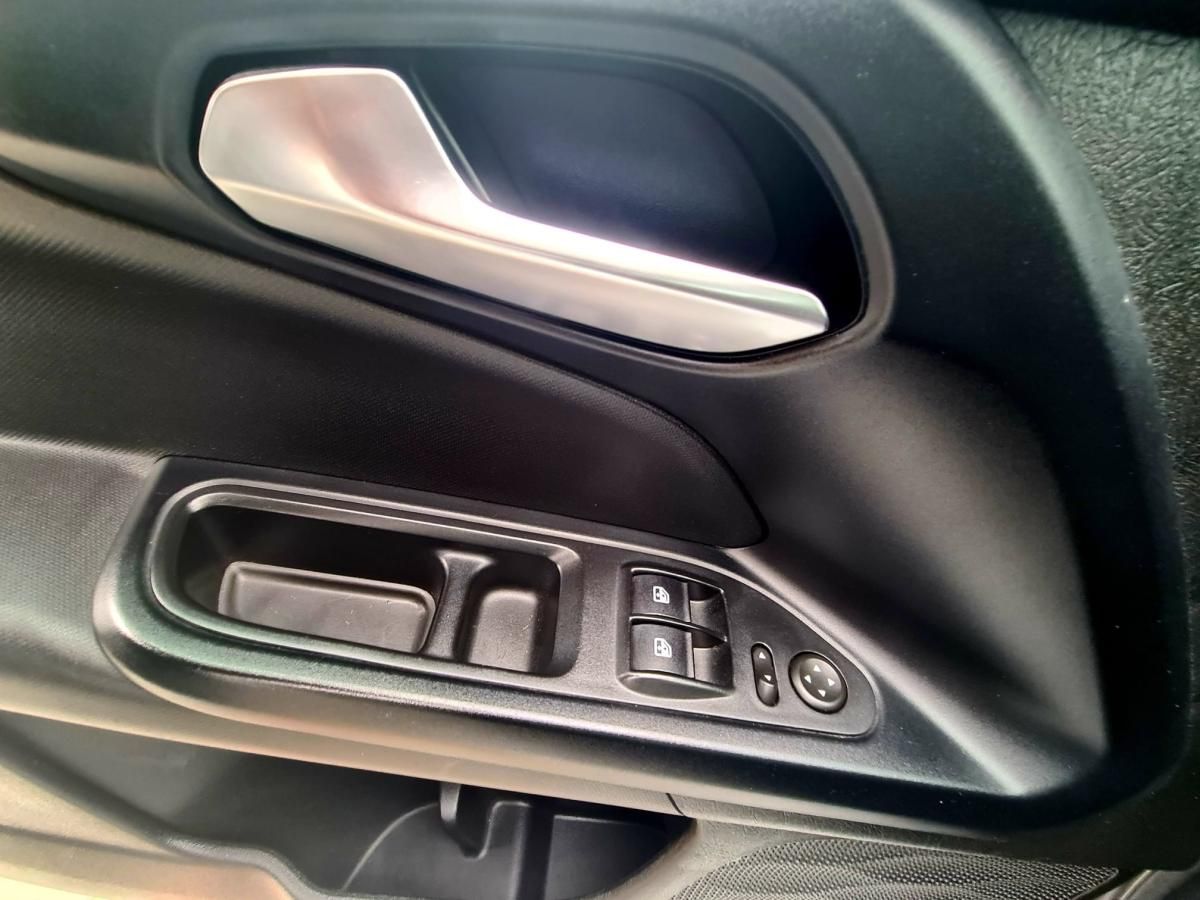 fiat-tipo-station-wagon-2019-diesel-1248cc