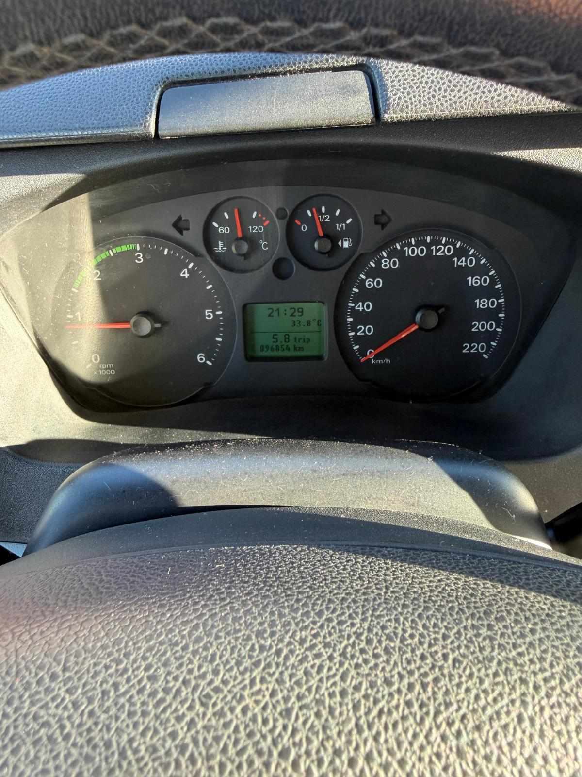 ford-transit-2006-diesel-2198cc