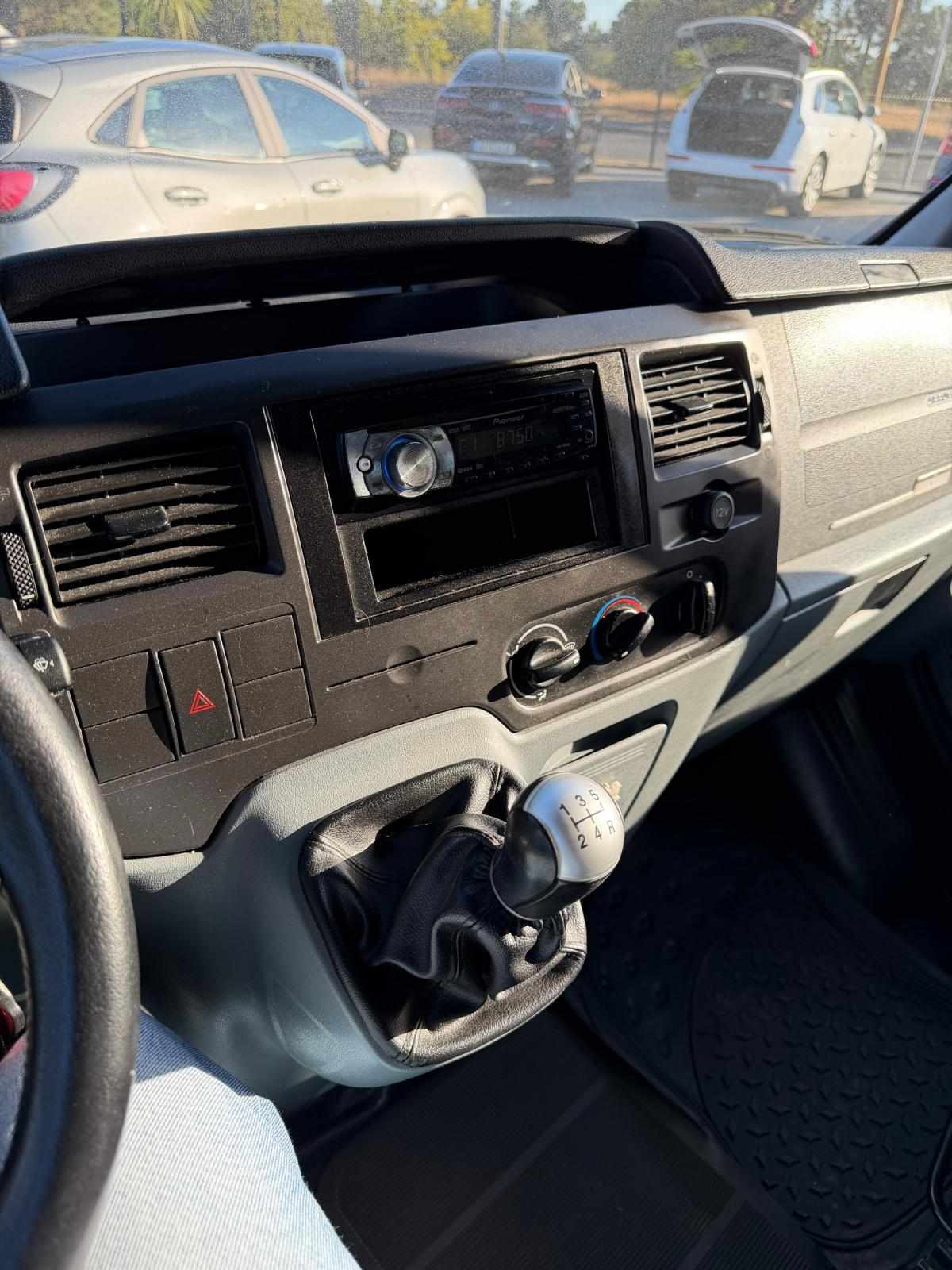 ford-transit-2006-diesel-2198cc