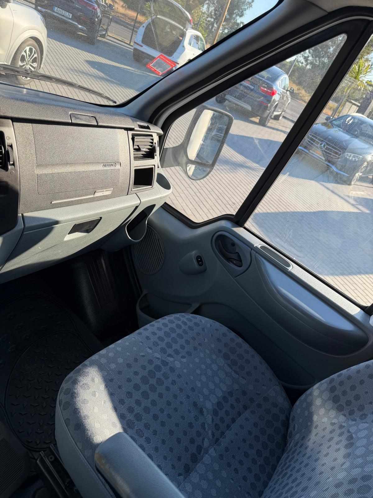 ford-transit-2006-diesel-2198cc