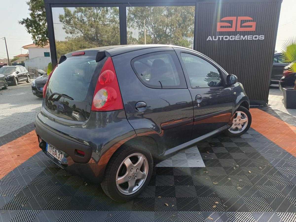 peugeot-107-2008-gasolina-998cc
