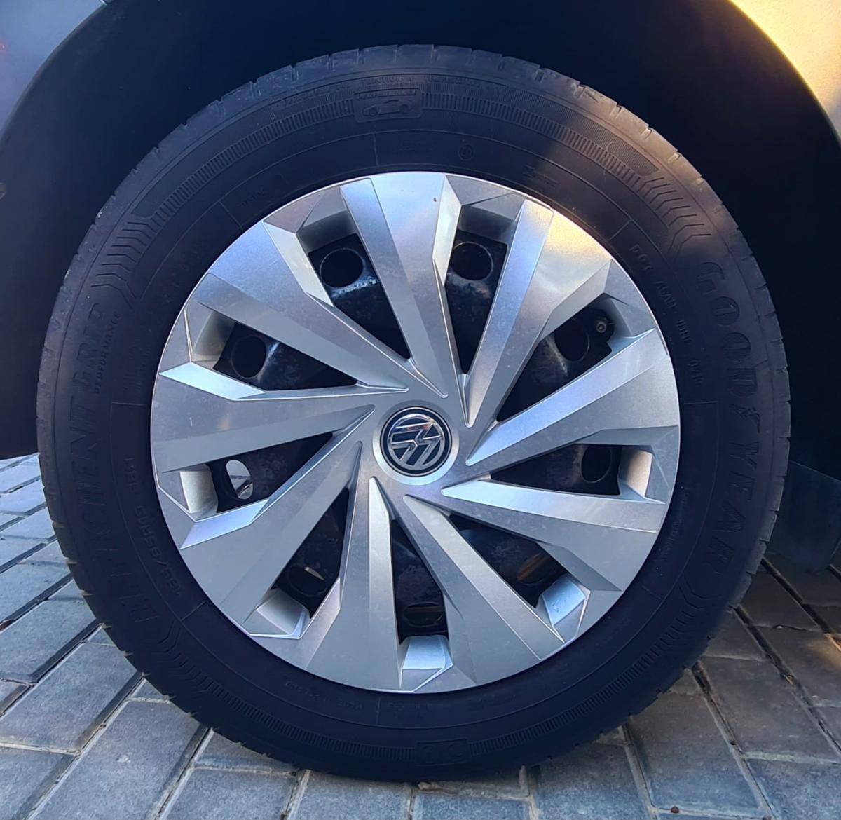 volkswagen-polo-2019-gasolina-999cc