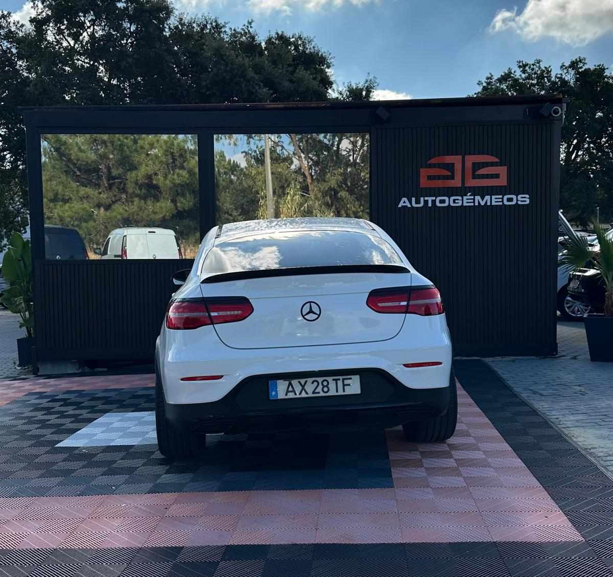 mercedes-benz-glc-2016-diesel-2143cc