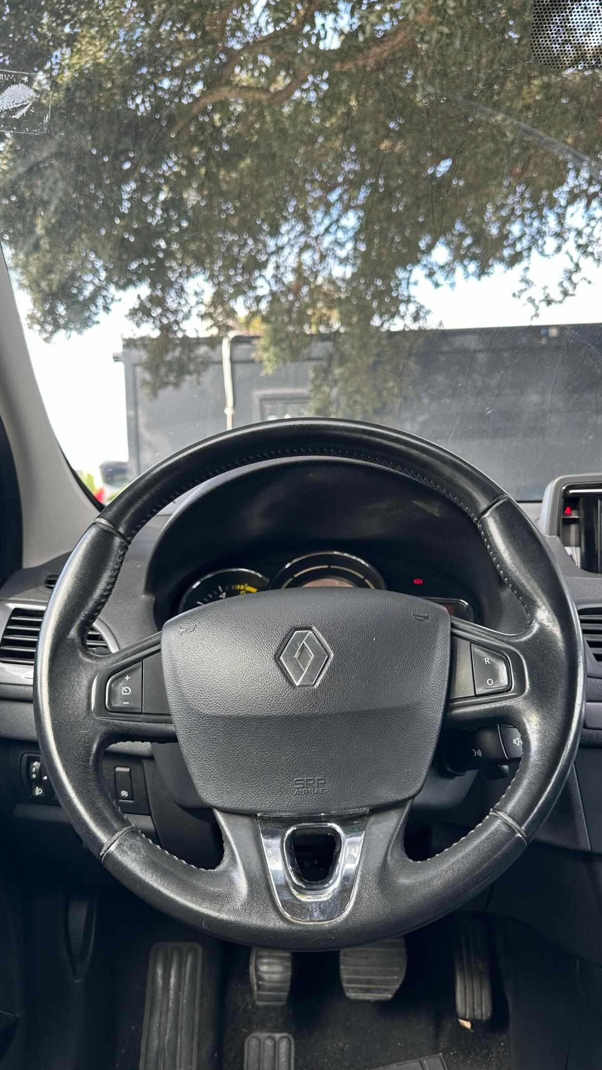 renault-megane-2015-diesel-1461cc