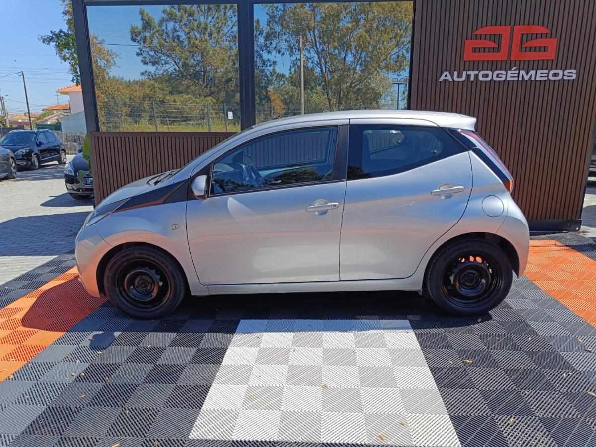 toyota-aygo-2016-gasolina-998cc